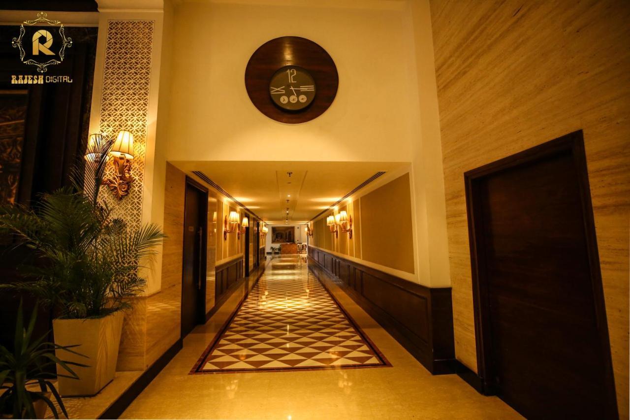 Golden Galaxy Hotels And Resorts Delhi  Exterior photo
